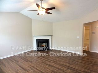 11148 Whitlock Crossing Ct, Charlotte, NC 28273