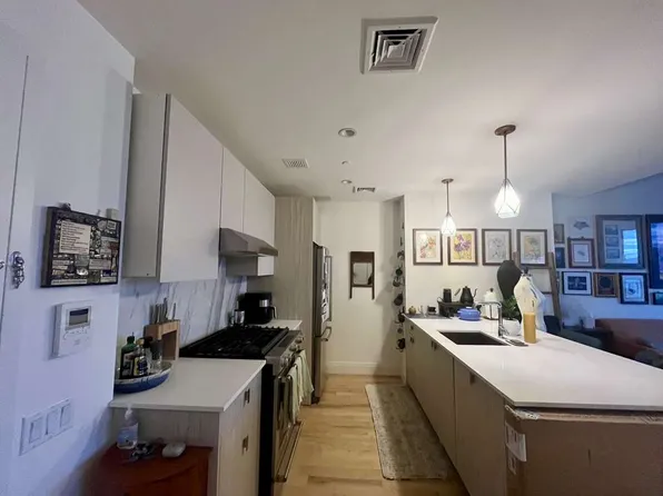 734 5th Avenue image 5 of 10