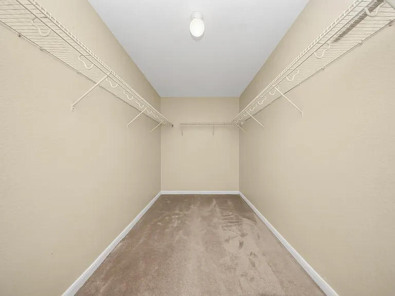 15202 Lynford Crest Dr — Photo 29