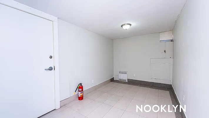 Rented by Nooklyn NYC LLC | media 17