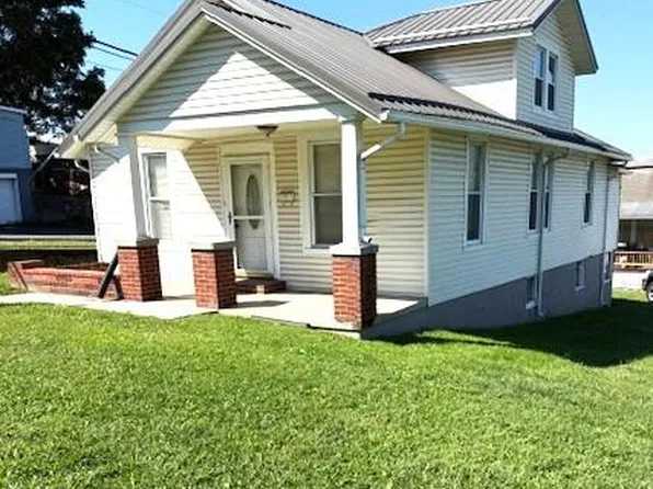 900 N Pocahontas Ave, Covington, VA 24426