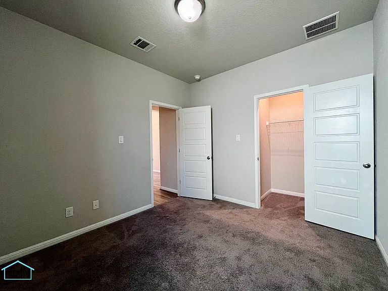 2307 Castello Way — Photo 20