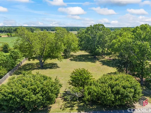 1060 Railroad Street, Bishop, GA 30621