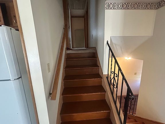 3rd image of 10141 Belmeadow Dr