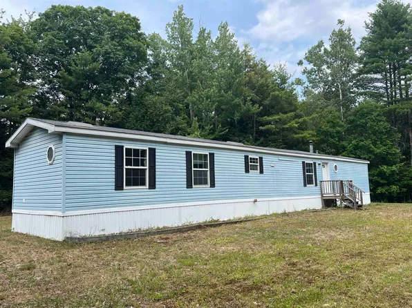 260 Bascom Road, Newport, NH 03773