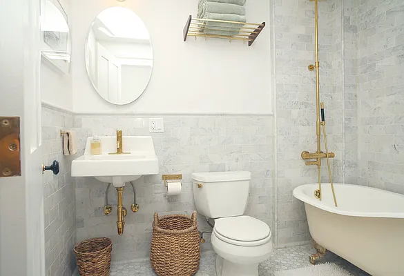 Rented by Alexander Bilu, LREB | media 19