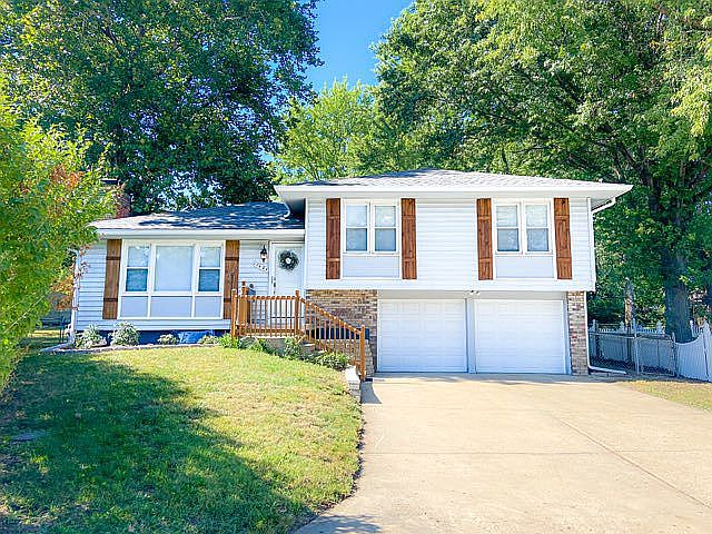 1st image of 11924 Armitage Dr