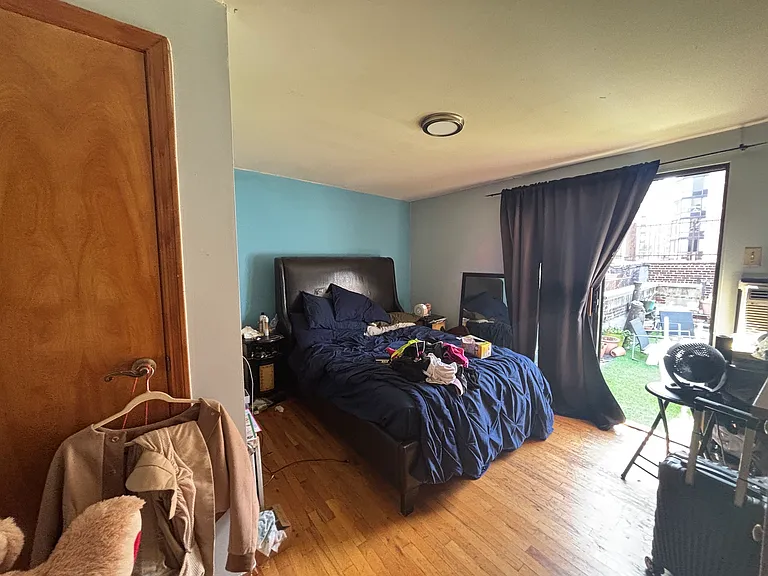 722 Amsterdam Ave #PHD — Photo 7