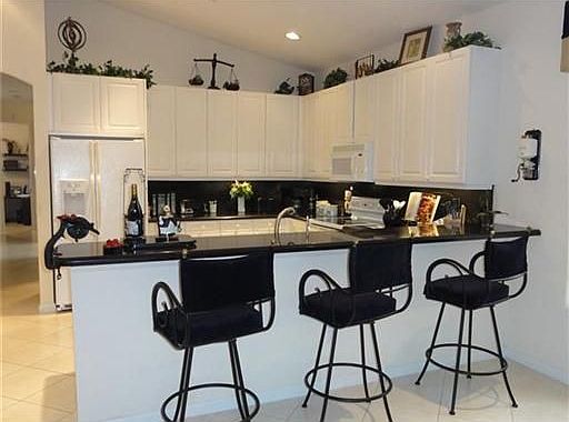 5th image of 13533 Barcelona Lake Cir