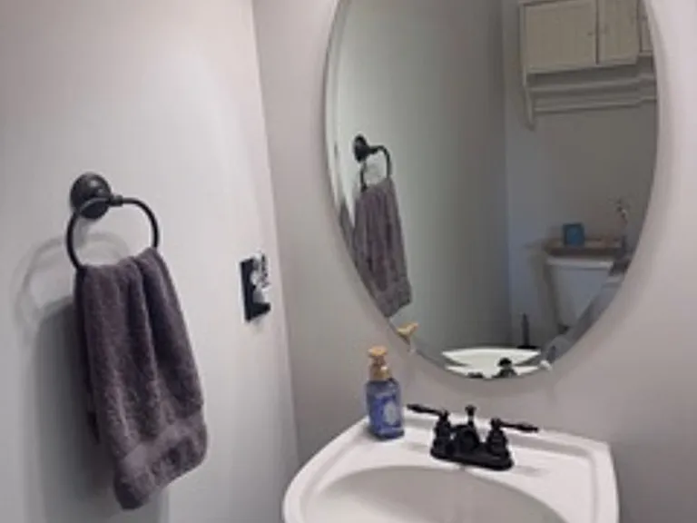 612 Graythorn Ln — Photo 19