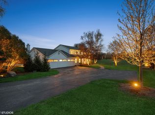 59 Ridge Rd, Barrington Hills, IL 60010