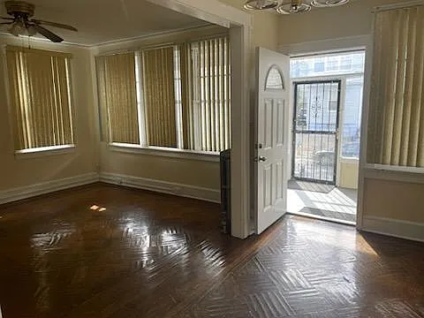 118-120 Isabella Ave #1 — Photo 2