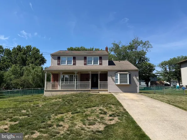 102 Cambridge Dr, Cinnaminson, NJ 08077