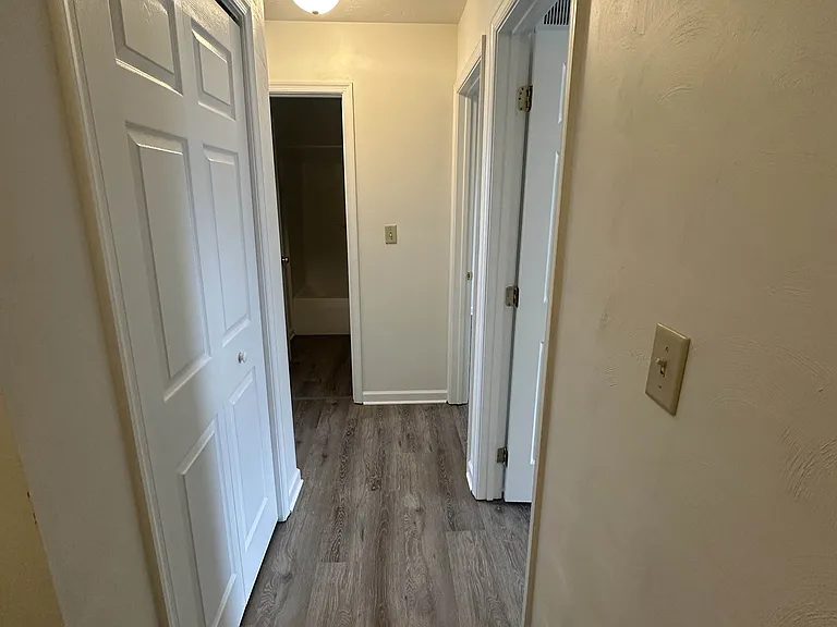 10 Lawrence Pl — Photo 10