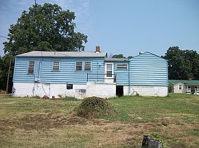 2nd image of 408 Dogwood St