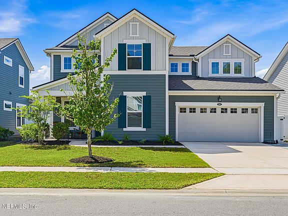 2nd image of 206 OAK SHADOW Place