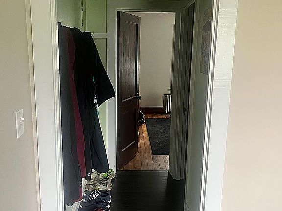5th image of 232 Park Ave