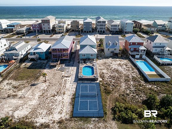 3rd image of 1372 W Beach Blvd #B