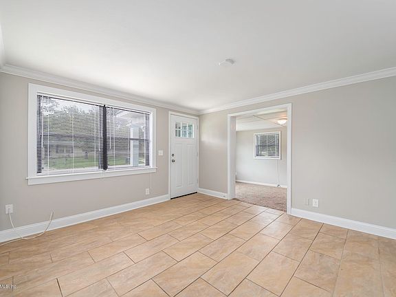 4th image of 6925 Hafford Ln