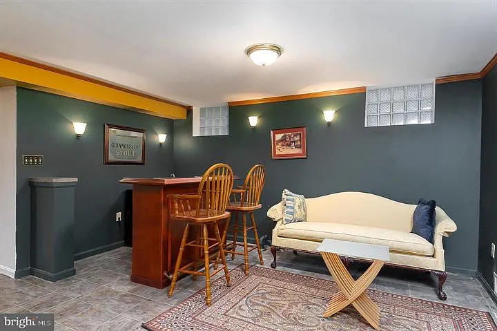 6301 Pontiac St — Photo 24