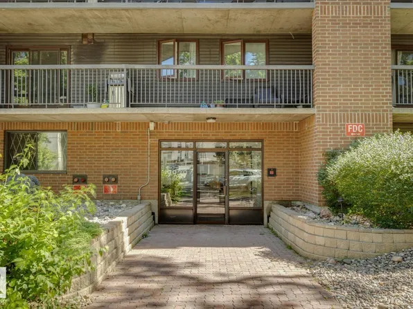9929 113th St NW #905, Edmonton, AB T5K 2N9