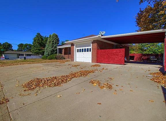2nd image of 6607 E 30th Ave