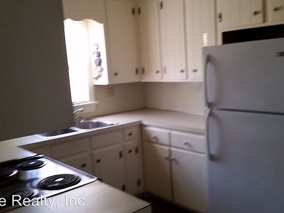 2nd image of 1436 Foxhall Dr