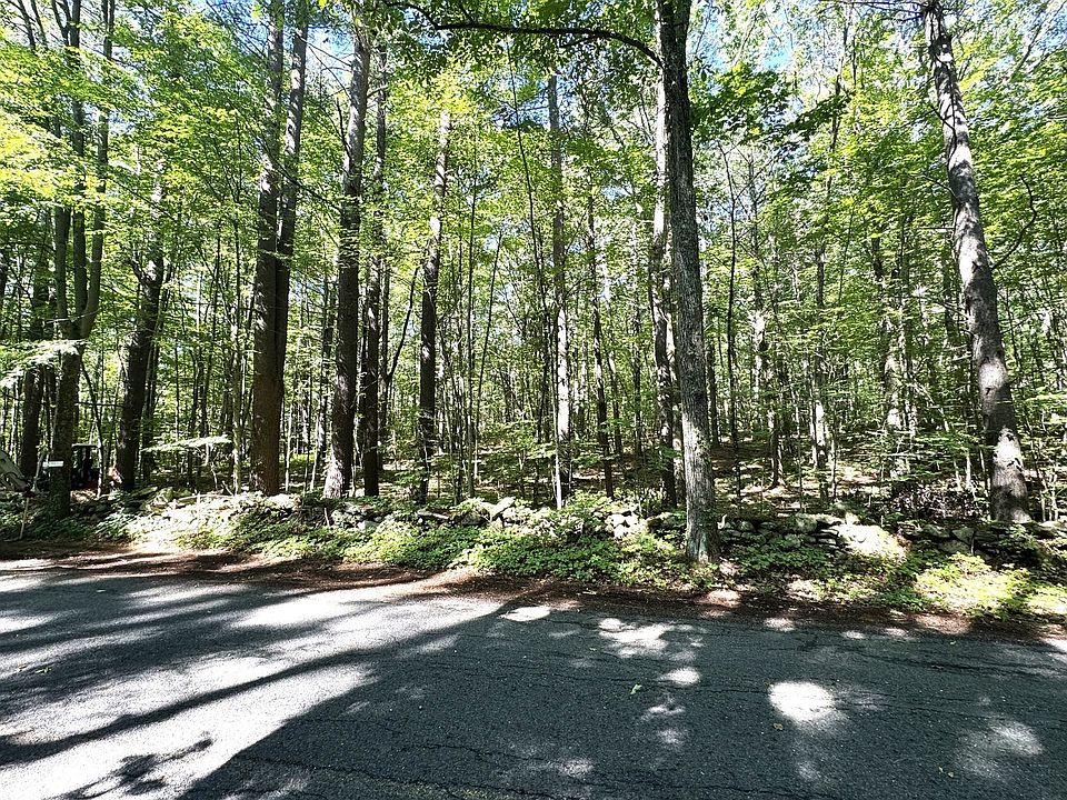 1st image of LOT 2 Daniels Rd