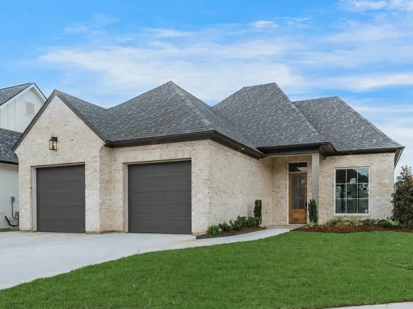 114 Sanctuary Ln, Lafayette, LA 70503