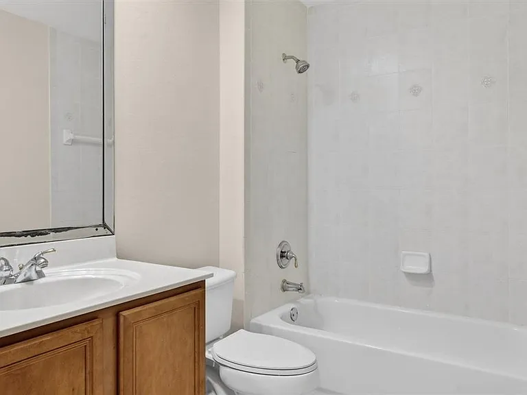 8506 Saint Marino Blvd — Photo 28