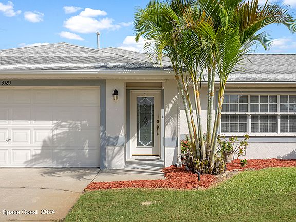 2nd image of 3181 Lago Vista Dr