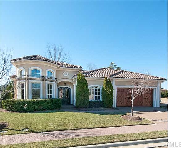 1st image of 18 Cortona Dr