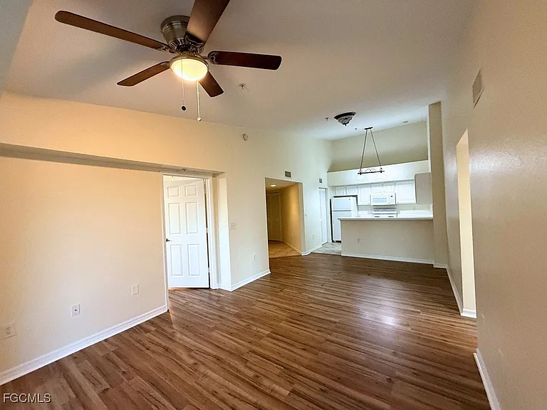 4135 Residence Dr #618 — Photo 8