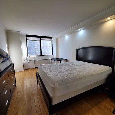 Rented by Luxury Habitat | media 6