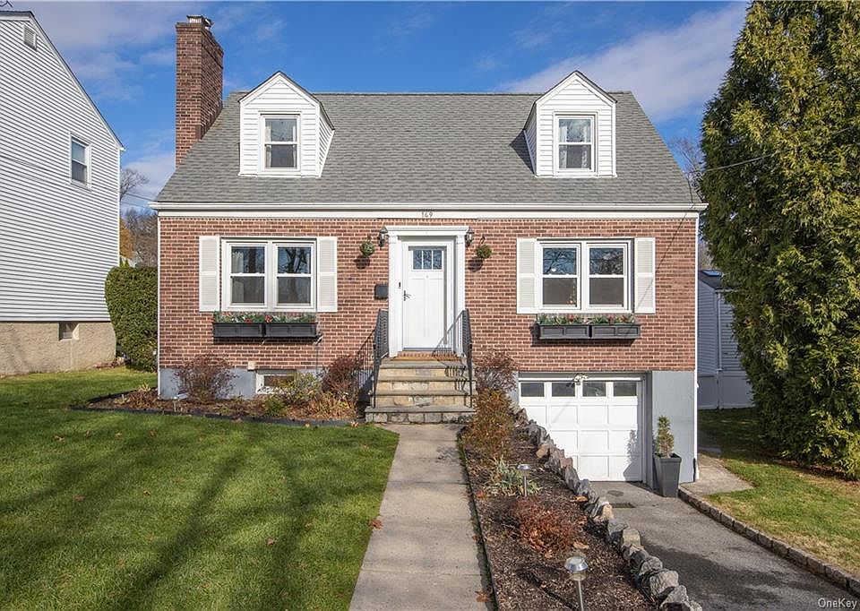 1st image of 149 Alkamont Ave