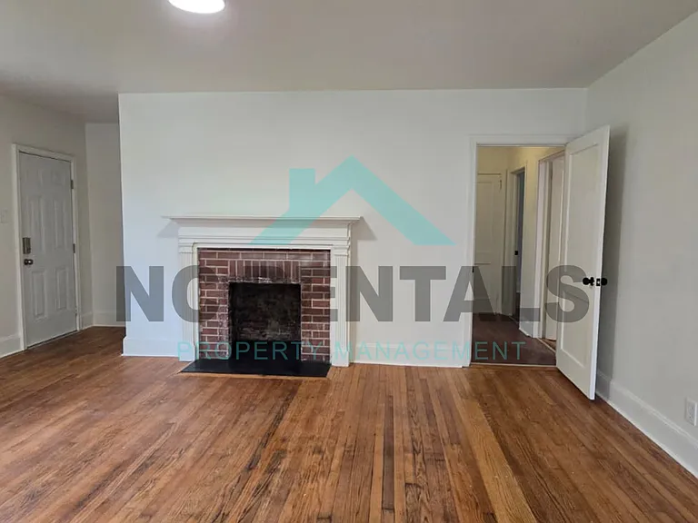 141 Marthas Ln — Photo 3