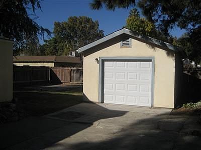 1st image of 1820 Evergreen Ave