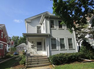 310 W Jackson St, Morris, IL 60450