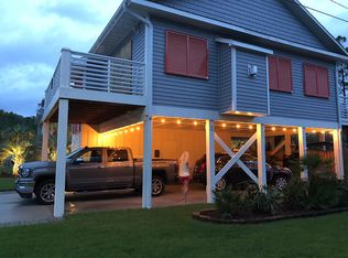 101 Moorefield Dr, Carolina Beach, NC 28428