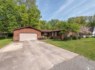 11500 Wells Rd, Petersburg, MI 49270