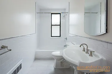 Rented by aptsandlofts.com