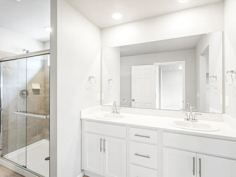 21171 E 63rd Dr — Photo 12