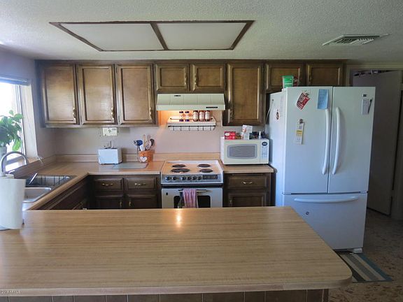 4th image of 1017 E Hoover Ave