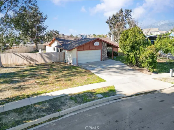 2836 N Sandalwood Ave, Rialto, CA 92377