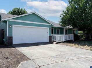 2195 Janna Ct, Lebanon, OR 97355