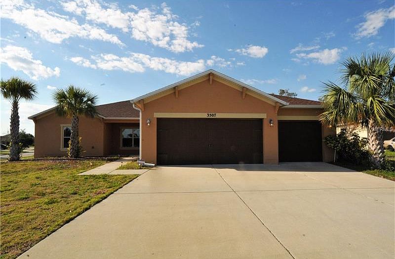 1st image of 3507 Oasis Ct