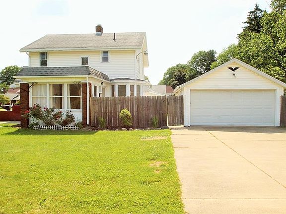 2nd image of 429 E Tuscarawas Ave