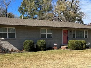 3 N Redwood Ln, Sallisaw, OK 74955