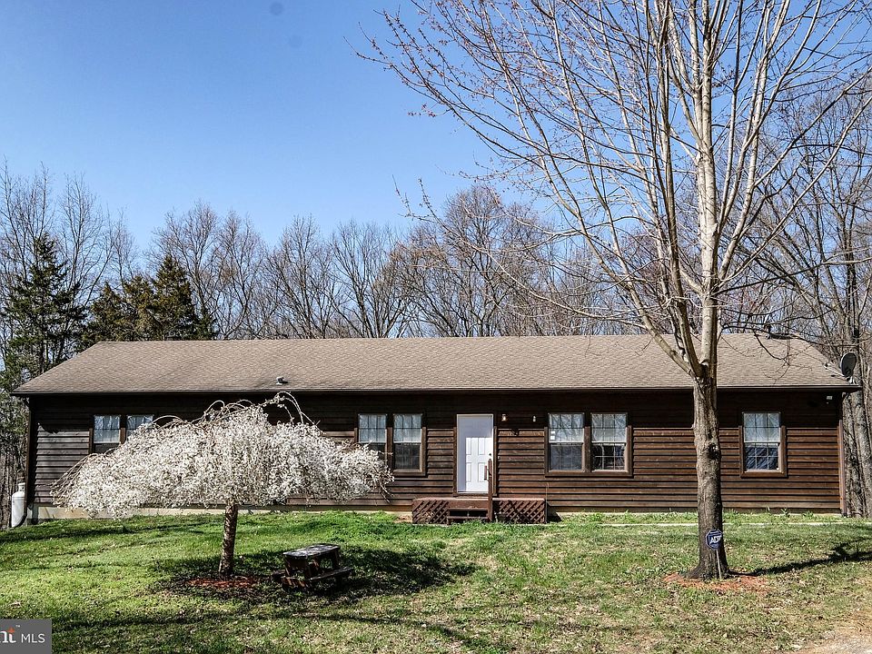 1st image of 71 Woods Ln