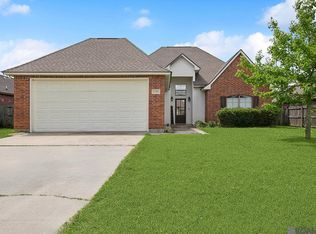 11406 Meadow View Dr, Denham Springs, LA 70726